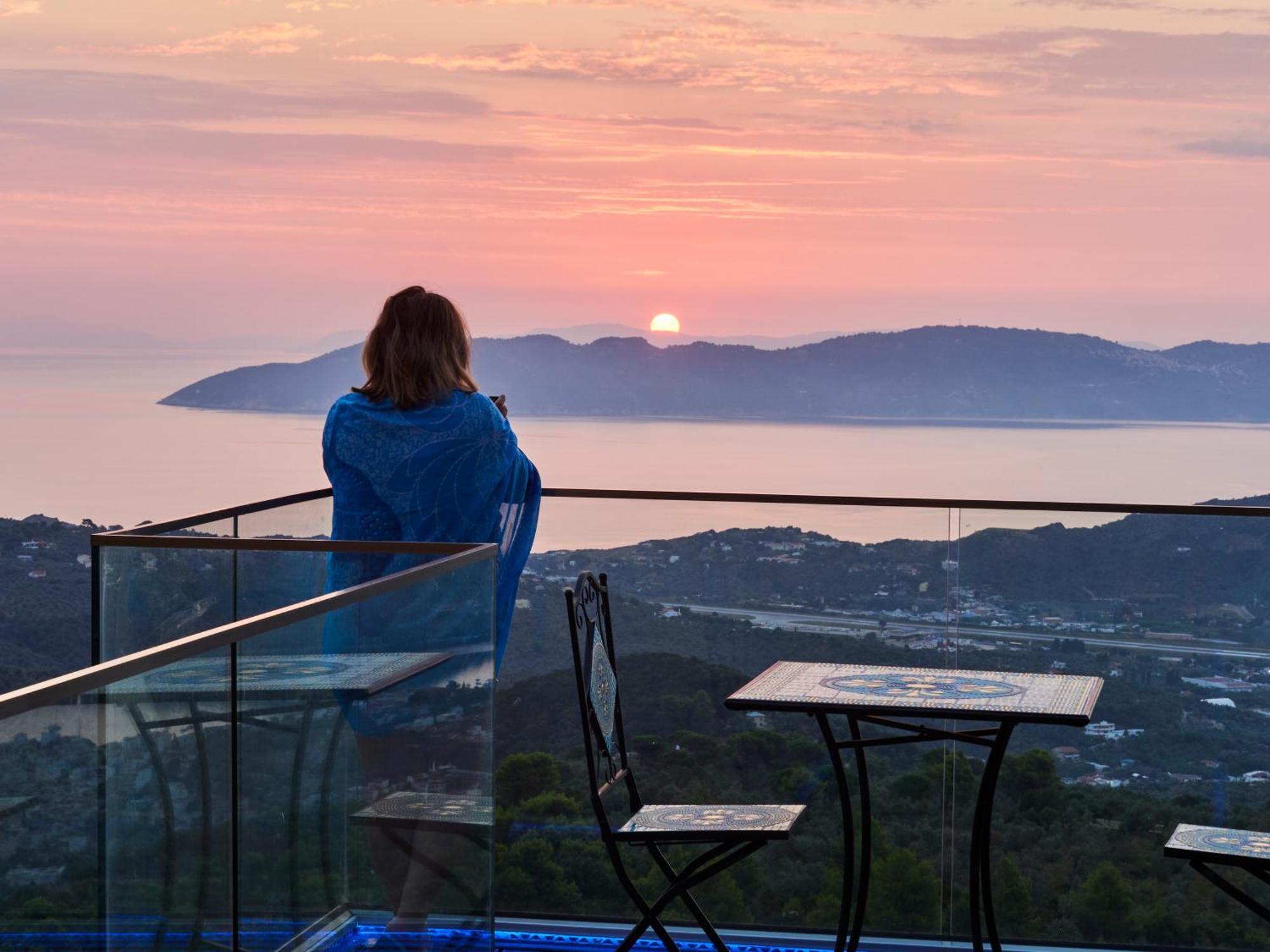 Sky Sea Resort Skiathos Exteriör bild